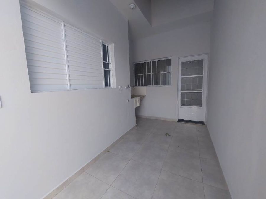 Casa - Aluguel - Conjunto Habitacional Ivo Tozzi - Araatuba - SP