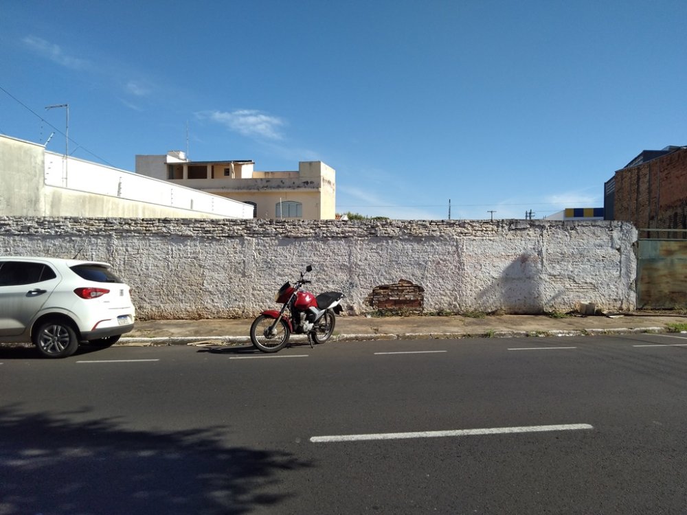Terreno - Venda - Vila Industrial - Araatuba - SP
